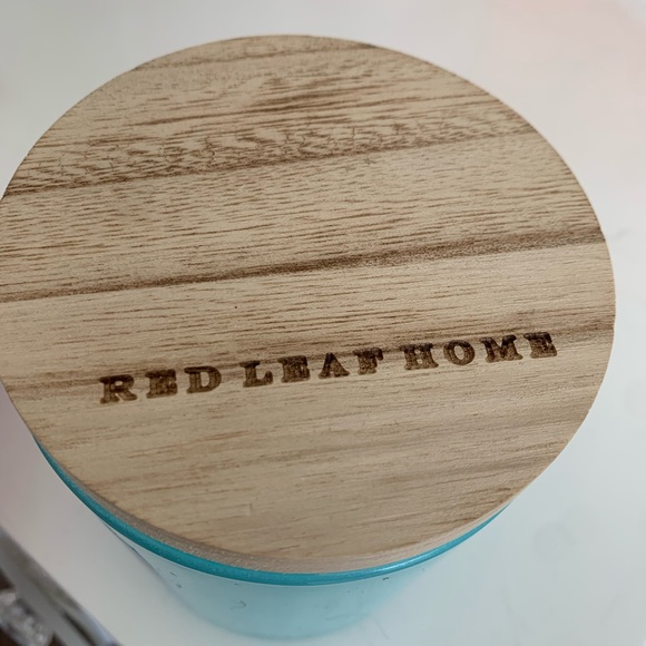 Candle - Picture 2 of 4